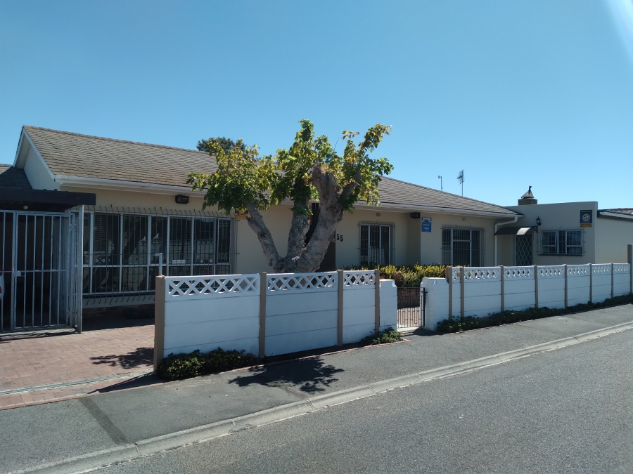 4 Bedroom Property for Sale in Bellville South Western Cape